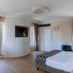 فندق سكاليناتا دي سبانيا روما