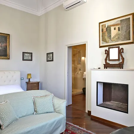 Scalinata Di Spagna 3* Řím