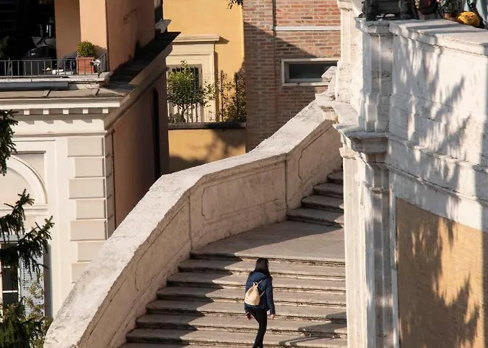 Scalinata Di Spagna 3* Rome