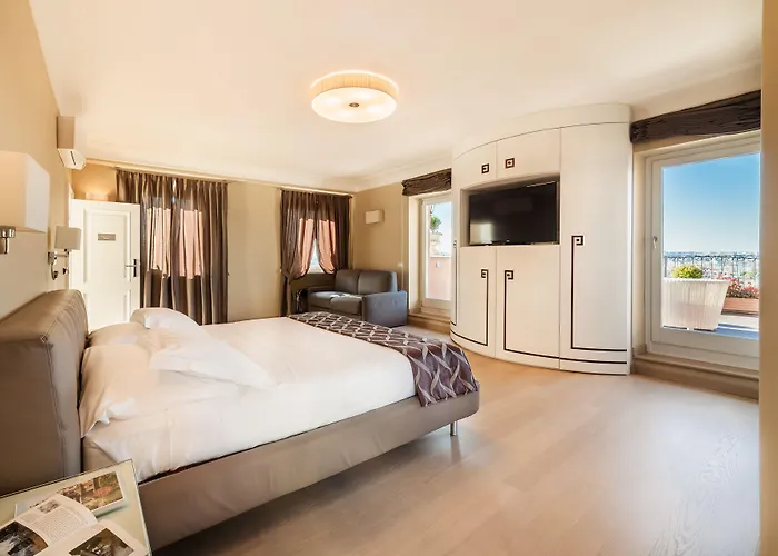 Scalinata Di Spagna Hotel Rom